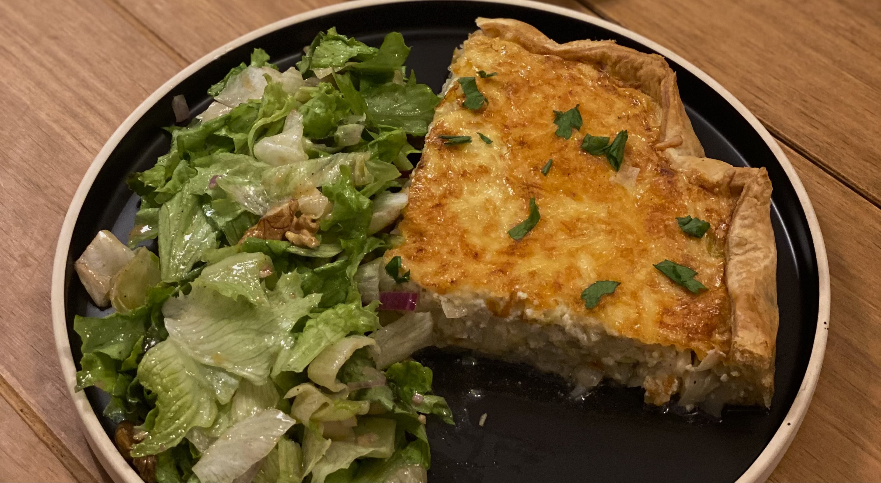 QUICHE OIGNONS & POIREAUX